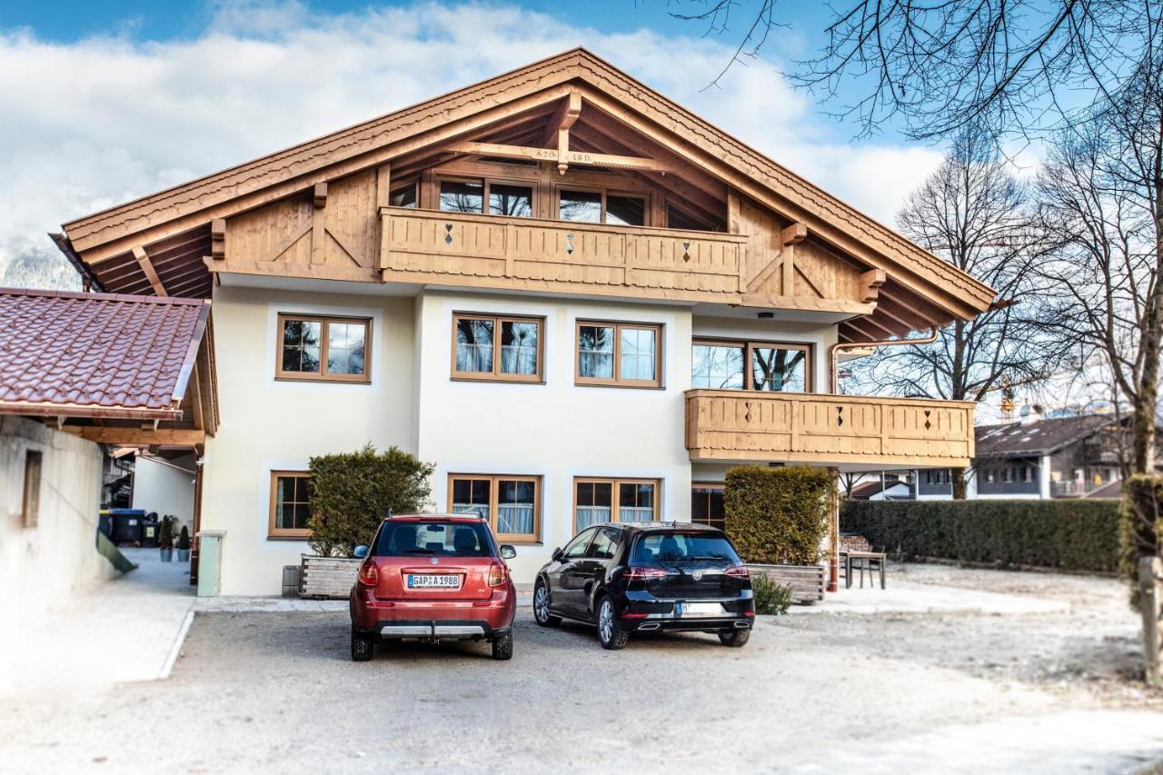 Ferienwohnungen "Zur Wally" Garmisch-Partenkirchen Esterno foto